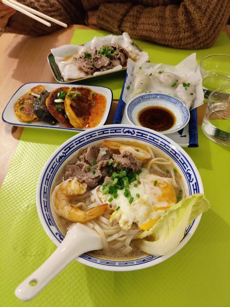 Soupe 3 Saveurs Porc Crevette Boeuf Oeuf Poché